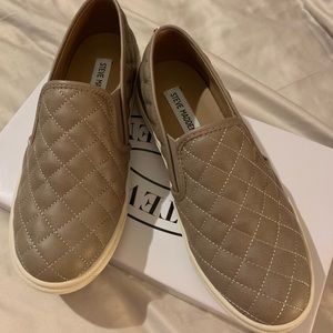 Steve Madden Ecentrcq